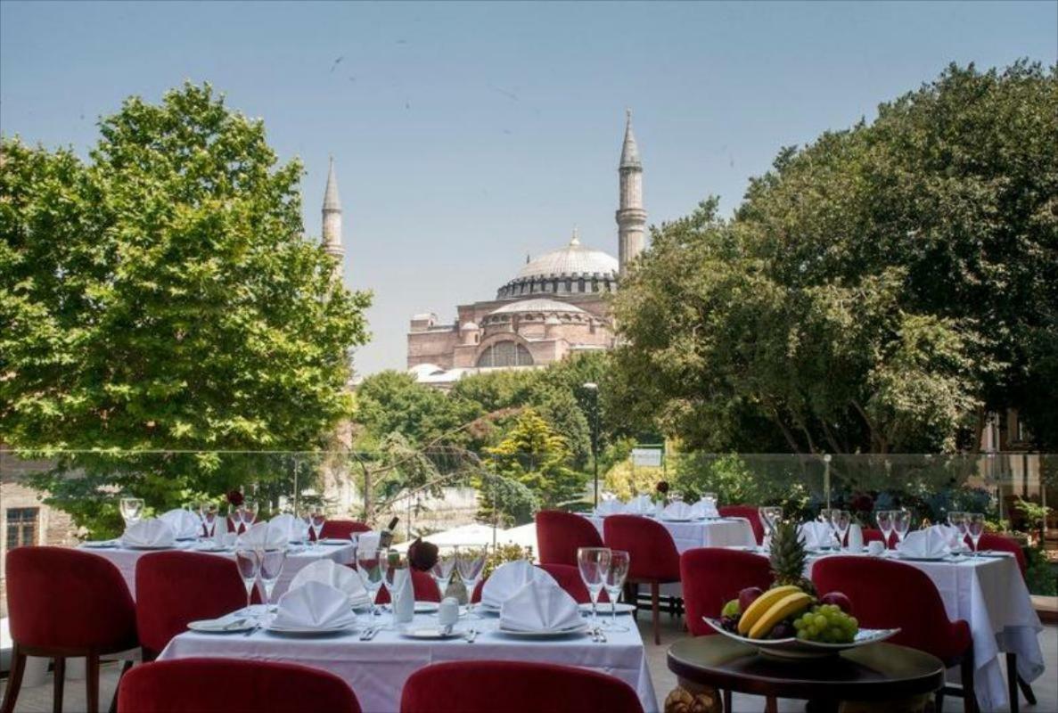 Vogue Hotel Supreme Istanbul Exterior photo